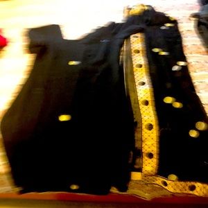 Top shirt and matching scarf